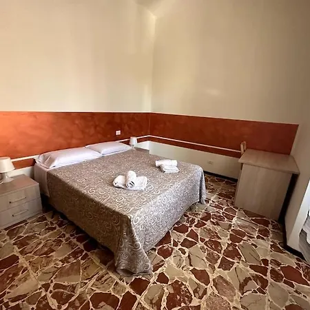 • Centro Sicilian Paradise Apartamento