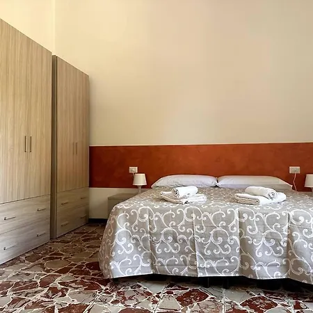 • Centro Sicilian Paradise Apartment *